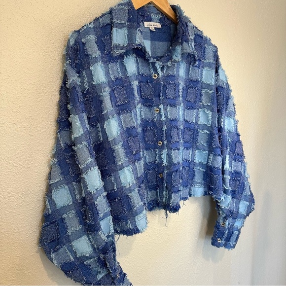 White Birch Blue Checkered Textured Button Down Shirt - Picture 9 of 12